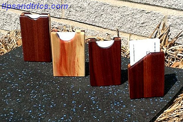 diy-office-woodworking-business-card-holders