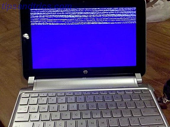 Windows-blue-screen-on-laptop