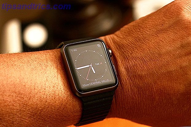 Apple-Watch_wrist