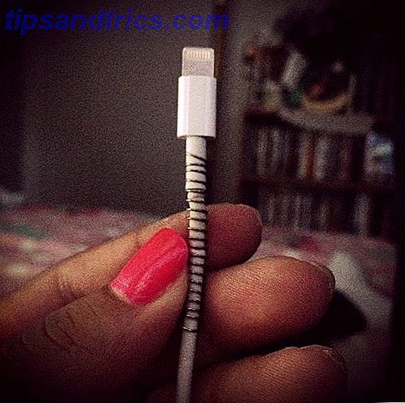 Instagram-Life-Hacks-Άνοιξη-Pen-Coil-Cable-Charger