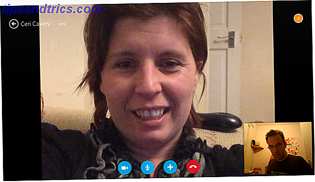 muo-w8-skype-review-videocall