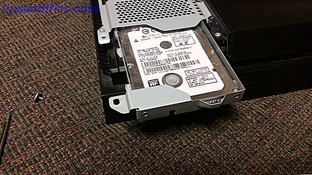 06-PS4-HDD-Pulled-Out
