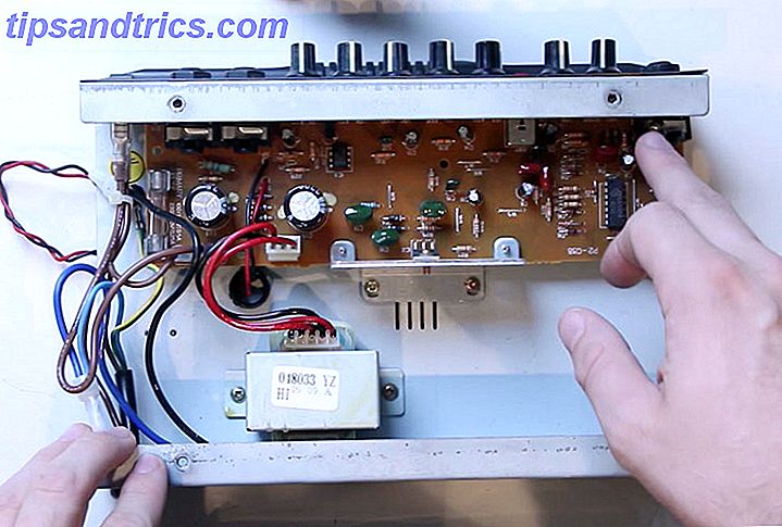 Skift en gammel amp til en smart streaming højttaler med hindbær Pi 5 undersøge elektronikken