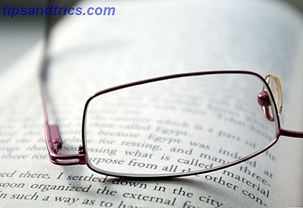 læsning-briller-linse-bog