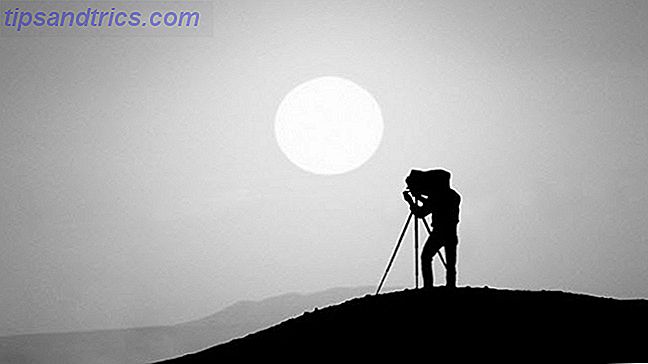 Fotógrafo profissional ao ar livre e natureza