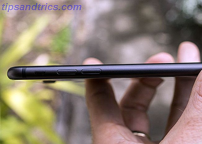 iPhone 8 Review: Smart Phone, Dumb Upgrade iphone 8 8