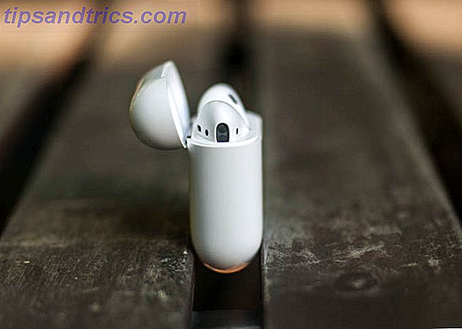 Apple AirPods Review airpod case3