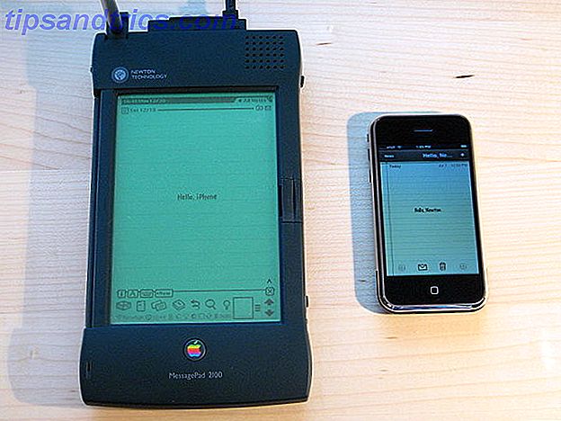 640px-Apple_Newton_and_iPhone